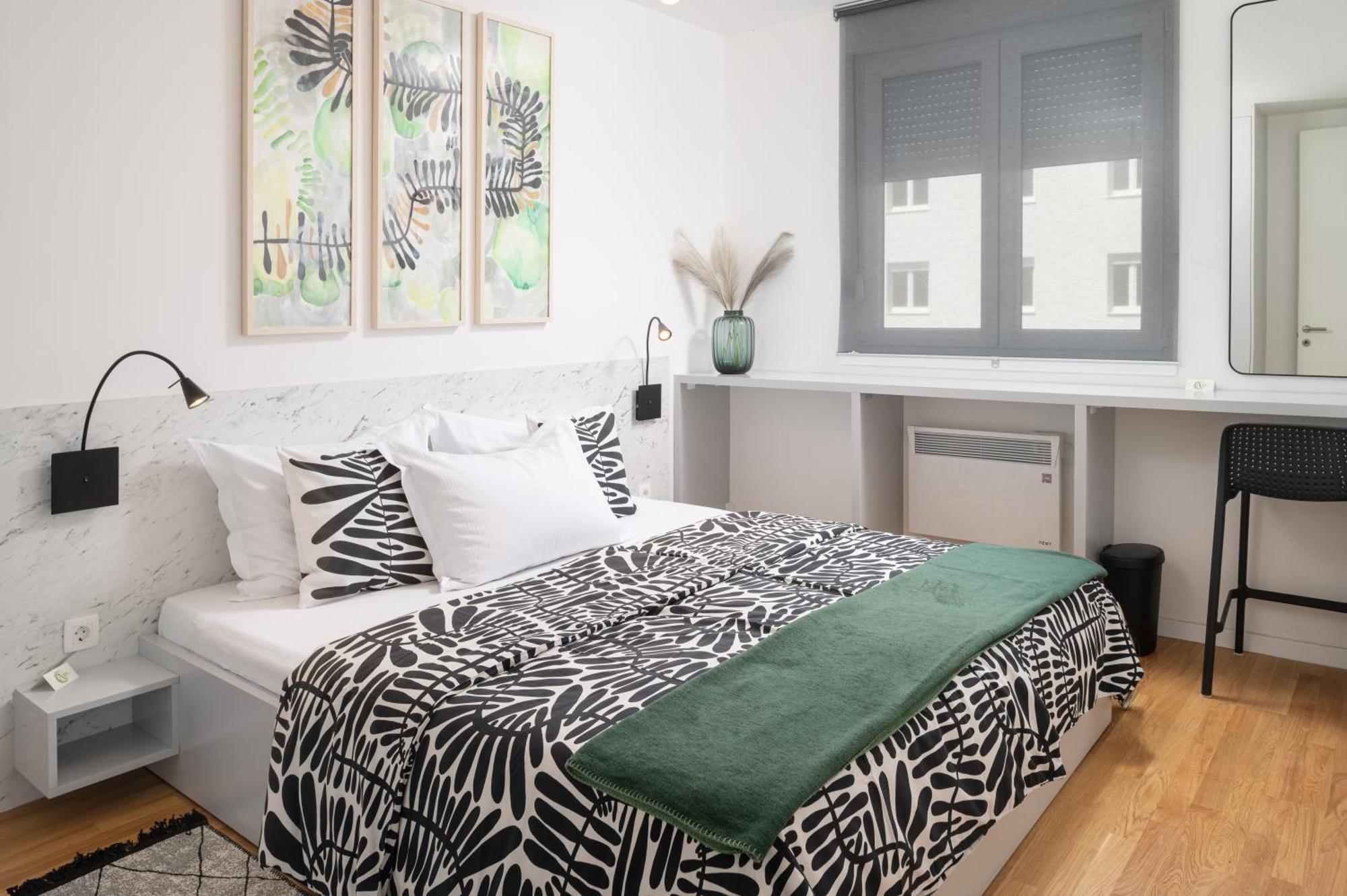 Apartment Anni - Modern & Cosy - With Garage & Balcony